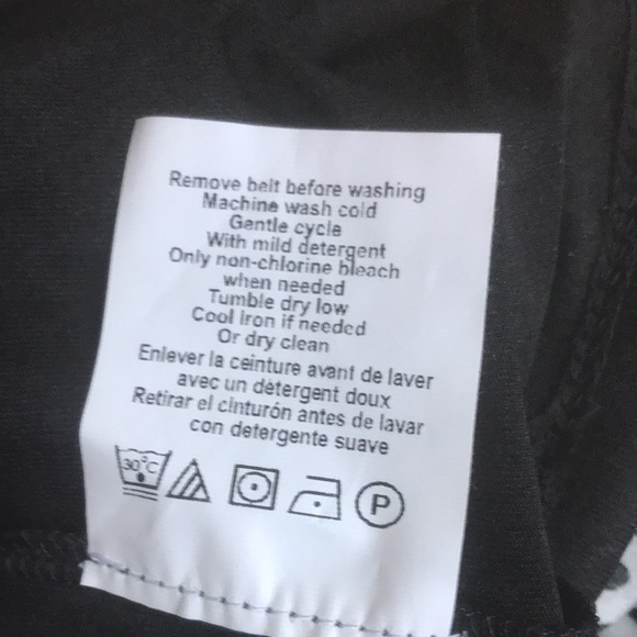 Maternity dress new with tags - Picture 8 of 9